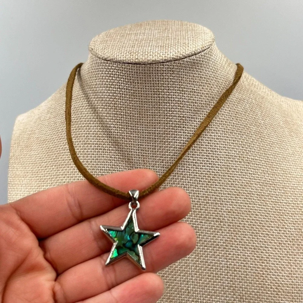 Vintage Boho Abalone Shell Star Pendant Necklace, Brown Suede‎ Cord, Silver Tone